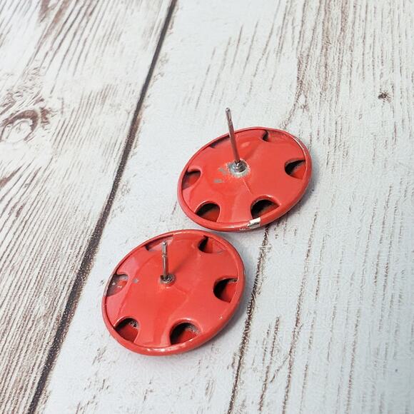 Vintage Earrings For Pierced Ears - Metal Red Circle 0.75"- Broken Stud - Picture 5 of 5